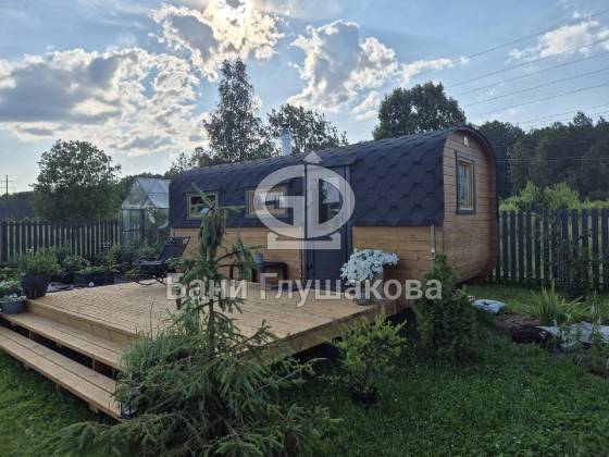 Баня «Карета» с большой террасой-подиумом